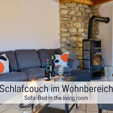 Holiday home Holzhaus Am Wald: Sauna | Eingezaeunt Enzklosterle