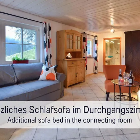 Holiday home Holzhaus Am Wald: Sauna | Eingezaeunt Enzklosterle